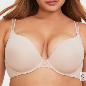 Torrid plunge push-up smooth 360 back smoothing bra size 42C